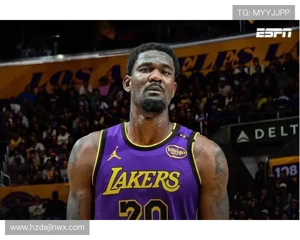 开拓者对湖人比赛精彩回顾 艾顿表现亮眼引领全场